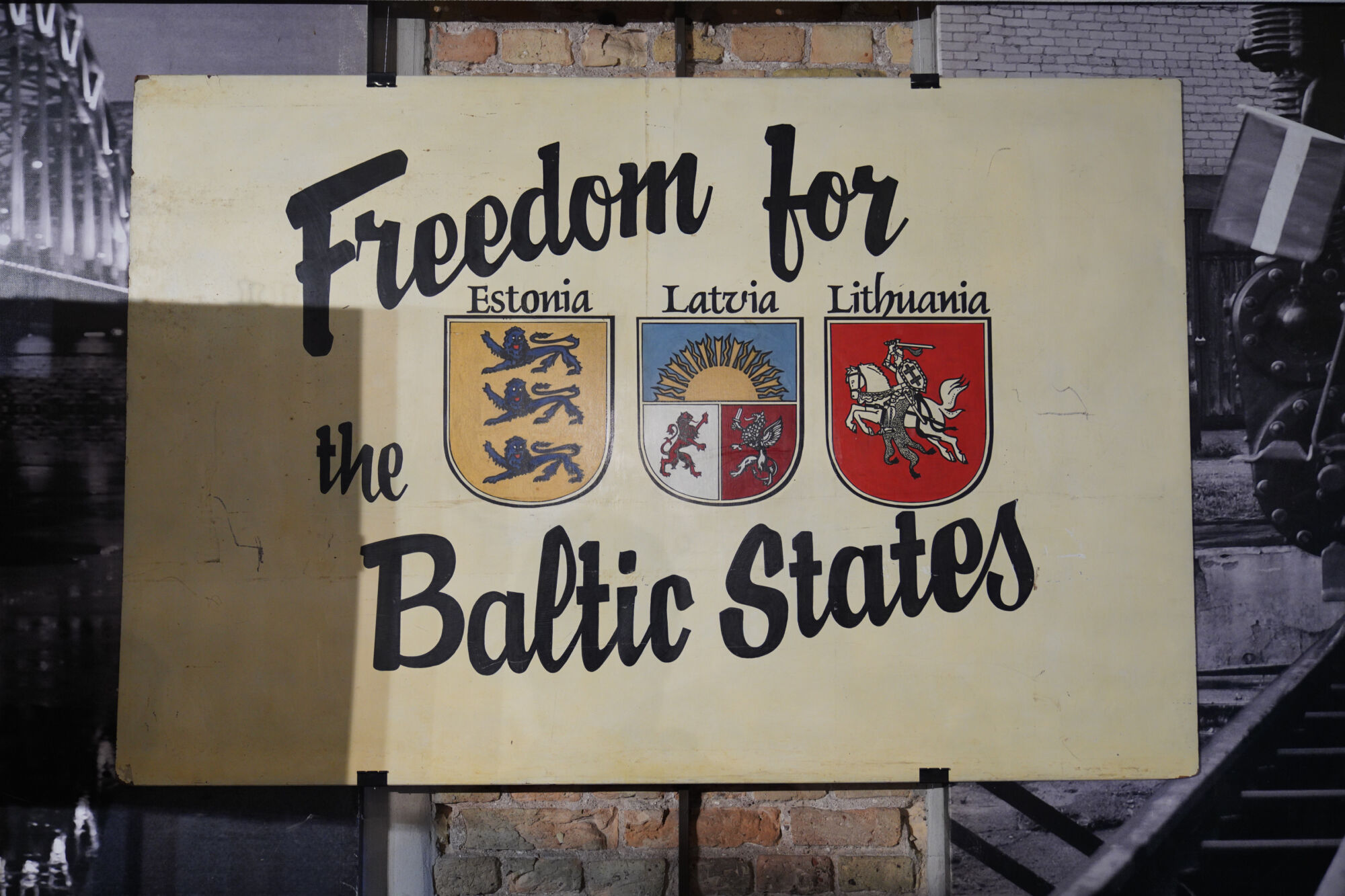 Izstādes “NYET, NYET, SOVIET! Politiskie protesti un demonstrācijas ārpus Latvijas 1945–1991” iekšskats. Mārtiņa Zidera foto.