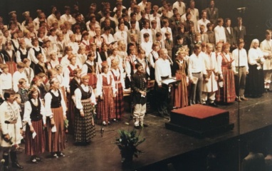 Audiovizuāla lekcija par Latviešu jaunatnes dziesmu svētkiem Ziemeļamerikā – 26. februārī